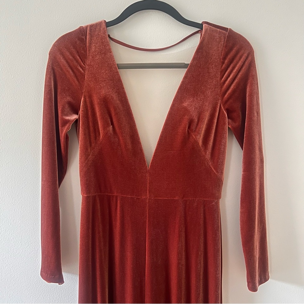 Jenny Yoo Malia Velvet Dress | English Rose | Size 4 | Front Slit - Picture 3 of 12